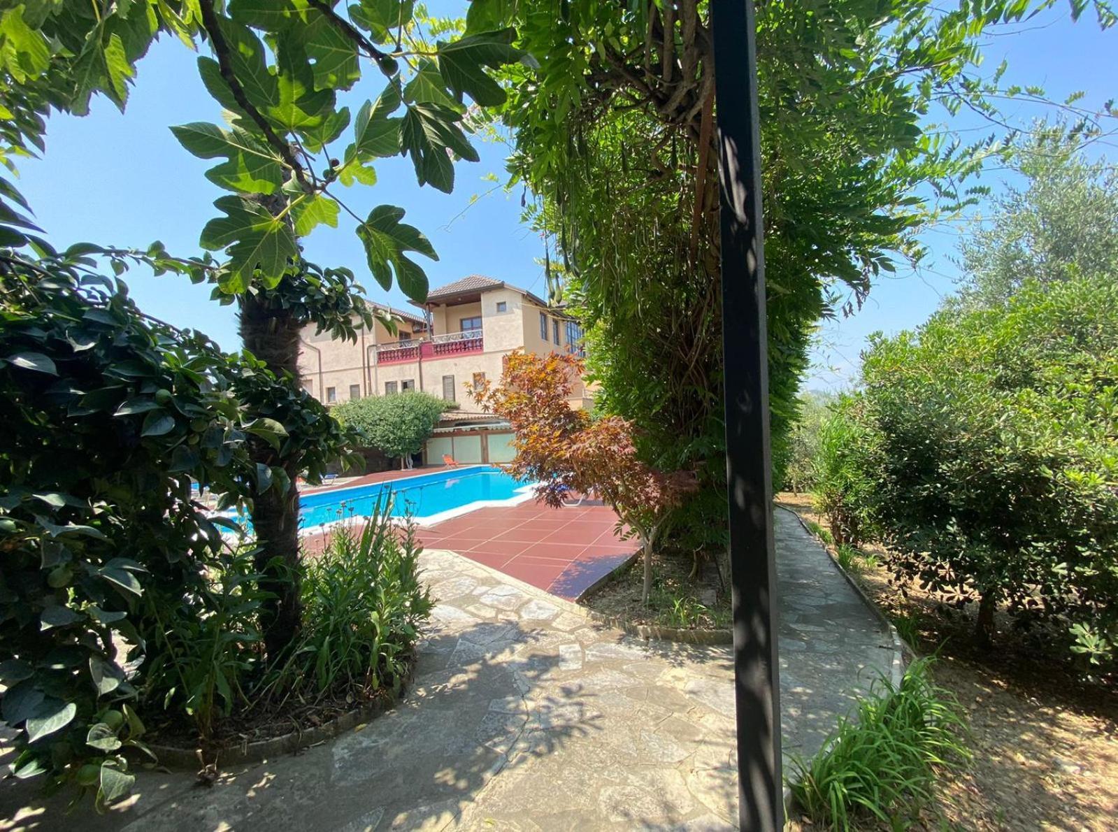 Villa Mugs Ljaknasi Exterior foto