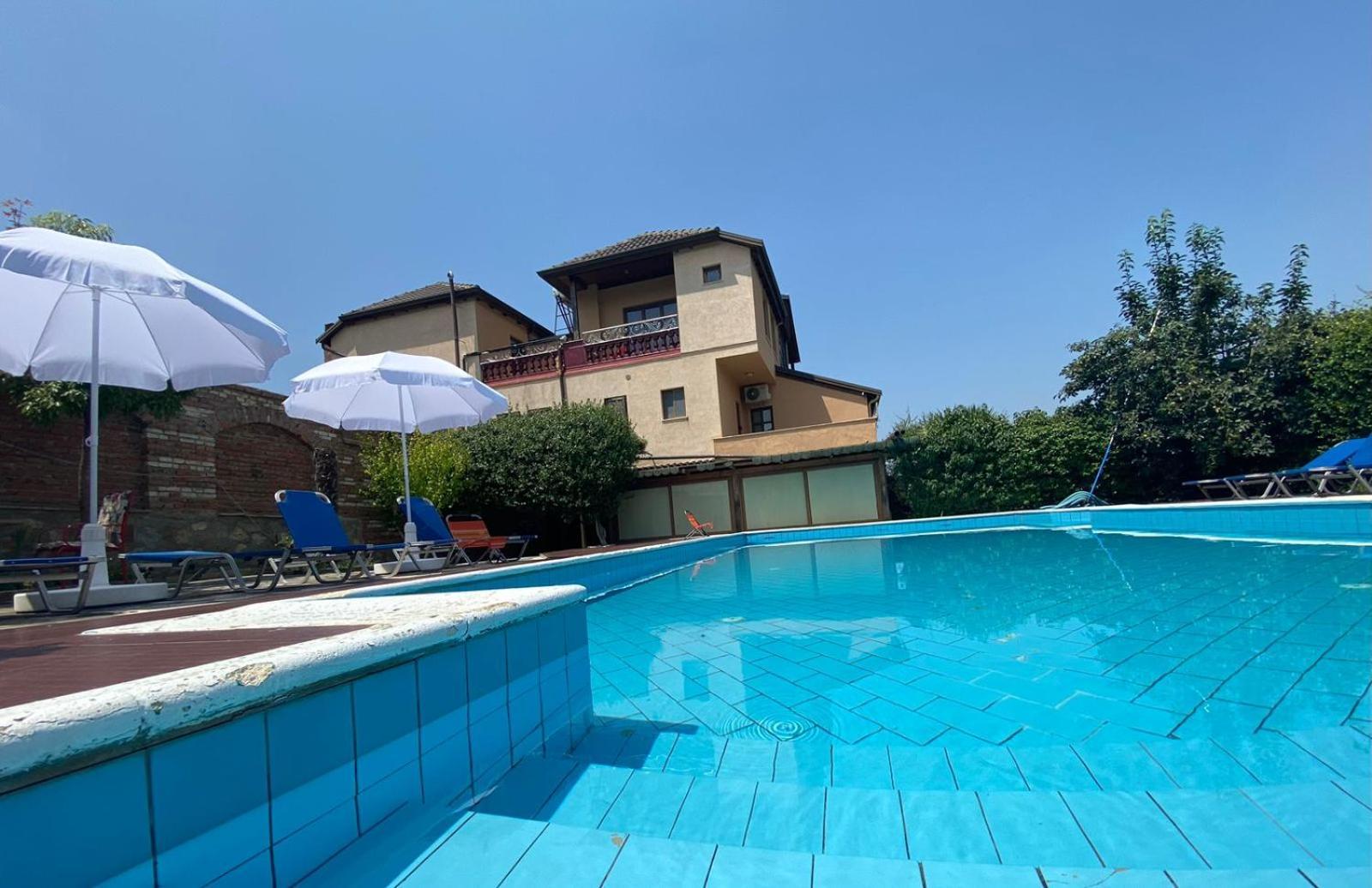 Villa Mugs Ljaknasi Exterior foto